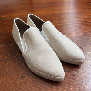 VINCE‎ Phalen Pointed-toe Slip On. Size 9.5
